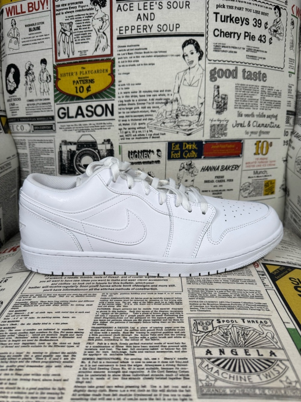 Nike Air Jordan 1 Low Triple White 553558-136 Men Size 14 No Box